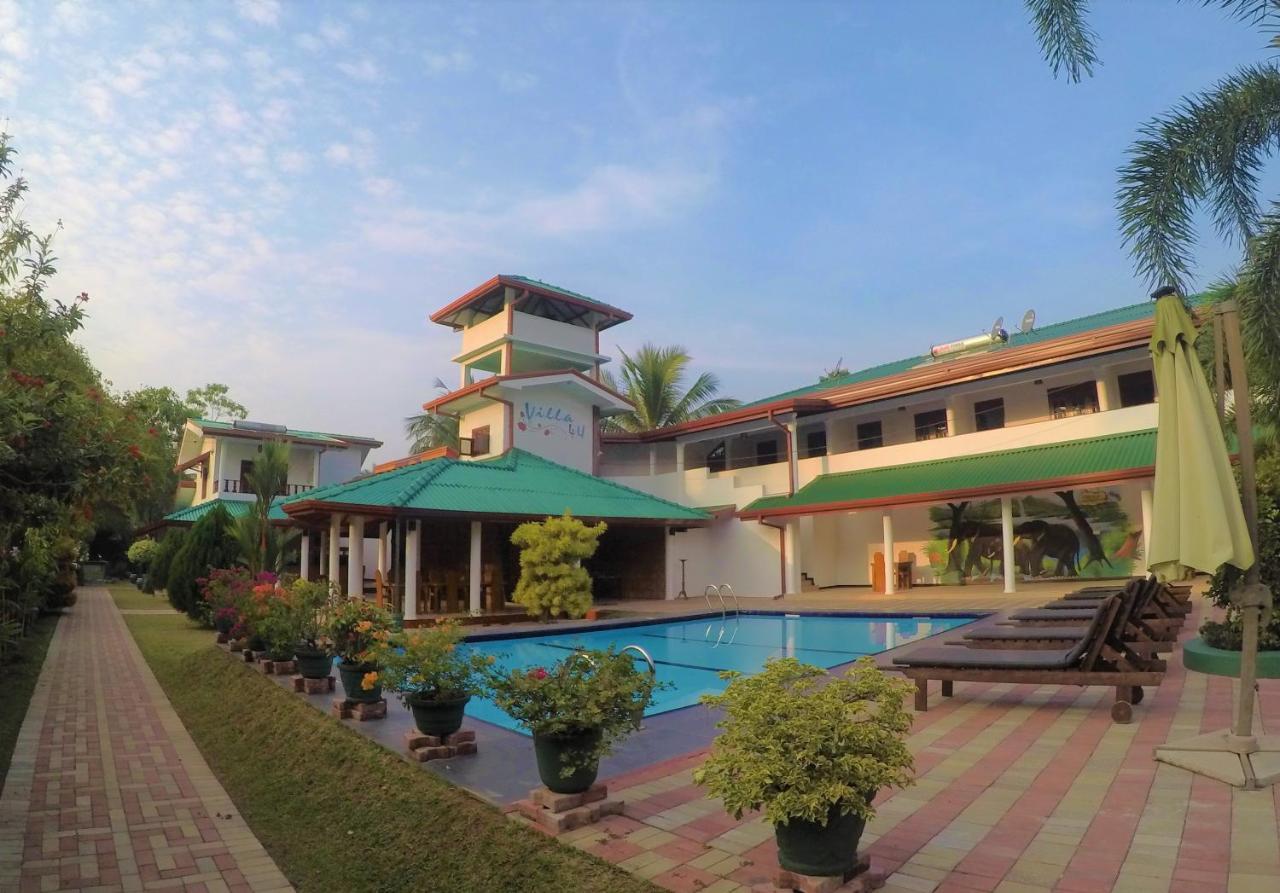 Villa 4U Bentota Bagian luar foto